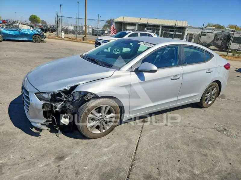 2018 Hyundai Elantra фото