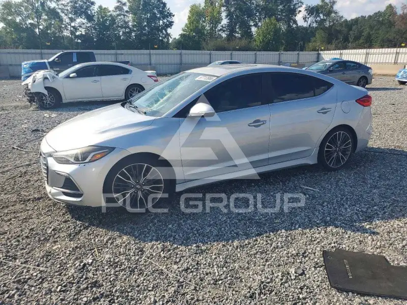 2018 Hyundai Elantra фото