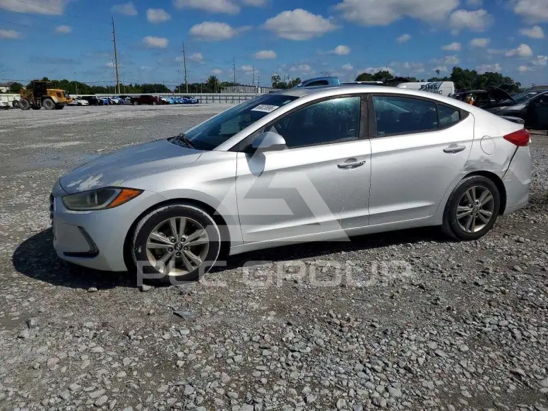 2018 Hyundai Elantra photo