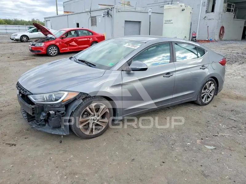 2018 Hyundai Elantra photo