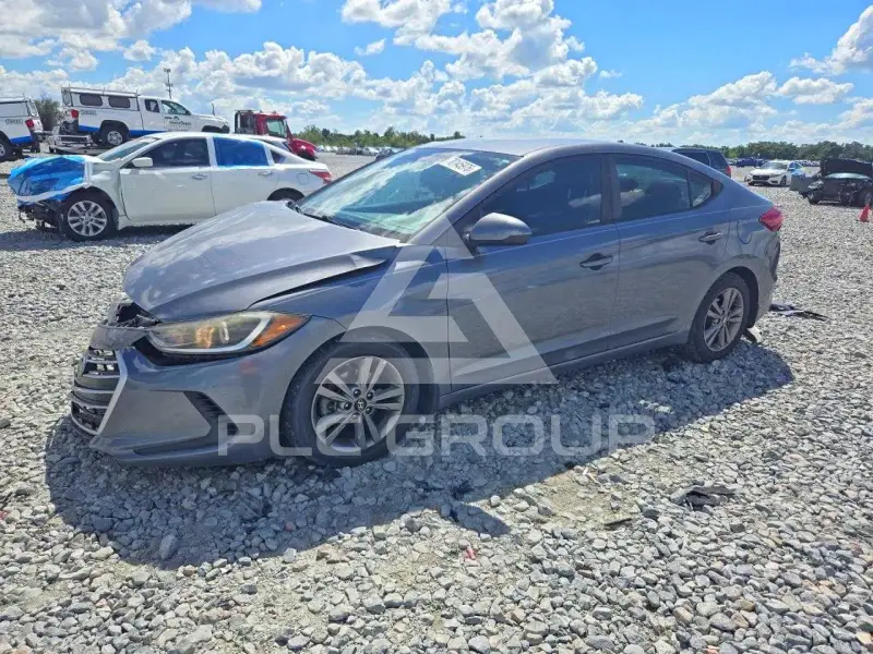 2018 Hyundai Elantra фото