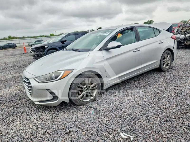 2018 Hyundai Elantra фото
