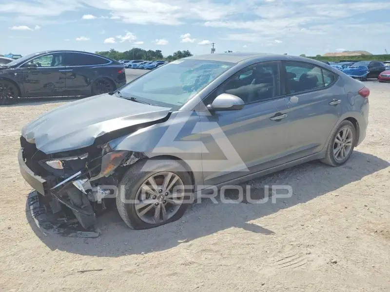 2018 Hyundai Elantra фото