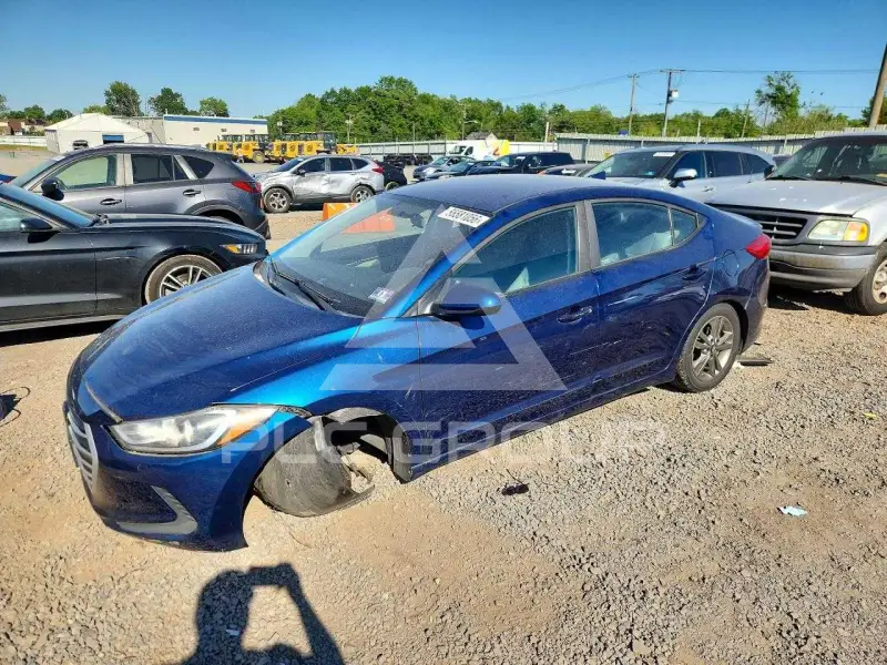 2018 Hyundai Elantra фото