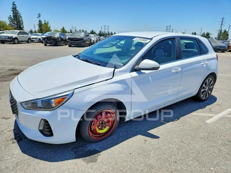 2018 Hyundai Elantra фото