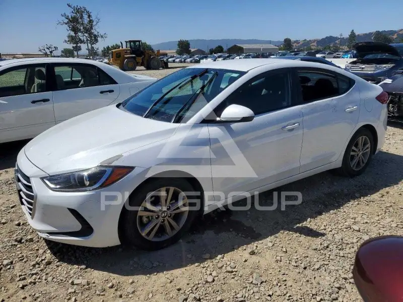 2018 Hyundai Elantra фото