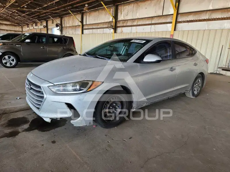 2018 Hyundai Elantra photo