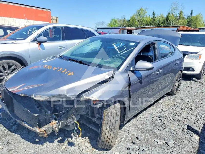 2018 Hyundai Elantra photo