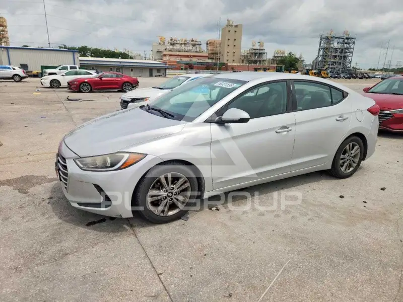 2018 Hyundai Elantra photo