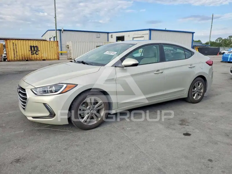 2018 Hyundai Elantra photo