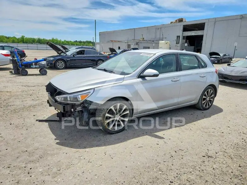 2018 Hyundai Elantra фото