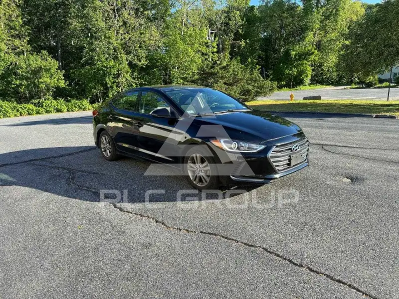 2018 Hyundai Elantra photo