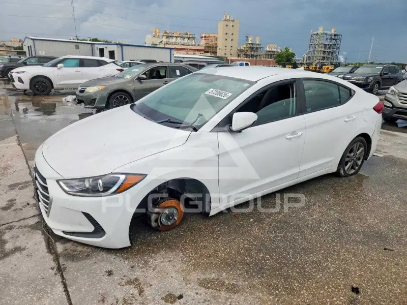 2018 Hyundai Elantra фото