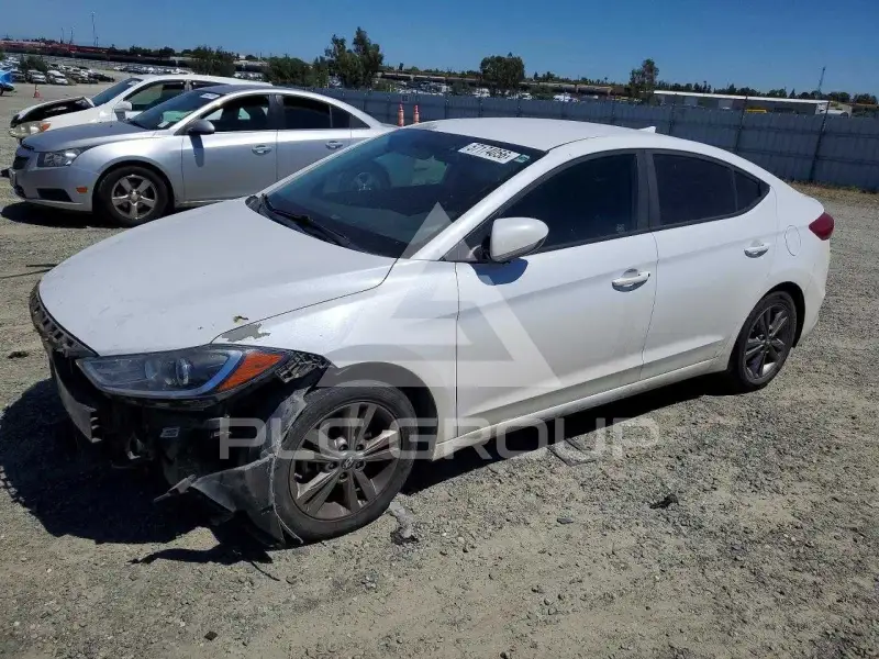 2018 Hyundai Elantra фото