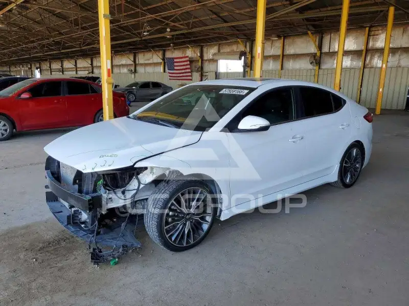2018 Hyundai Elantra фото