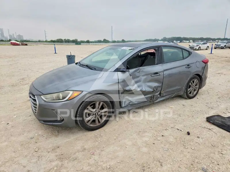 2018 Hyundai Elantra photo