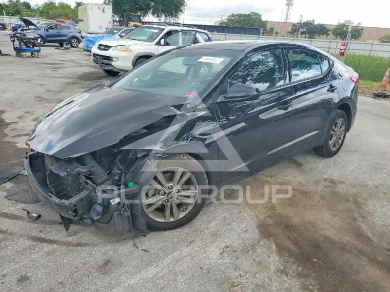 2018 Hyundai Elantra фото