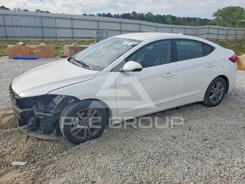 2018 Hyundai Elantra фото