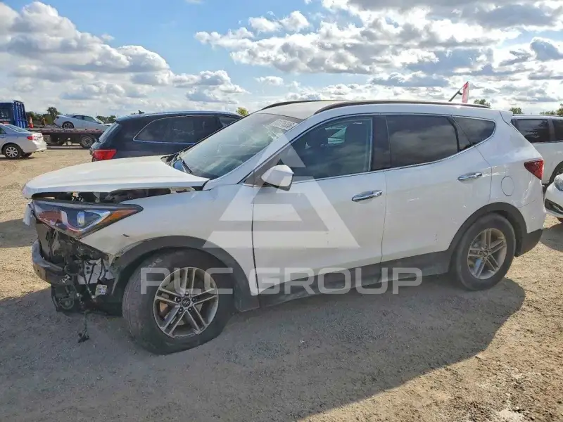 2018 Hyundai Santa Fe photo