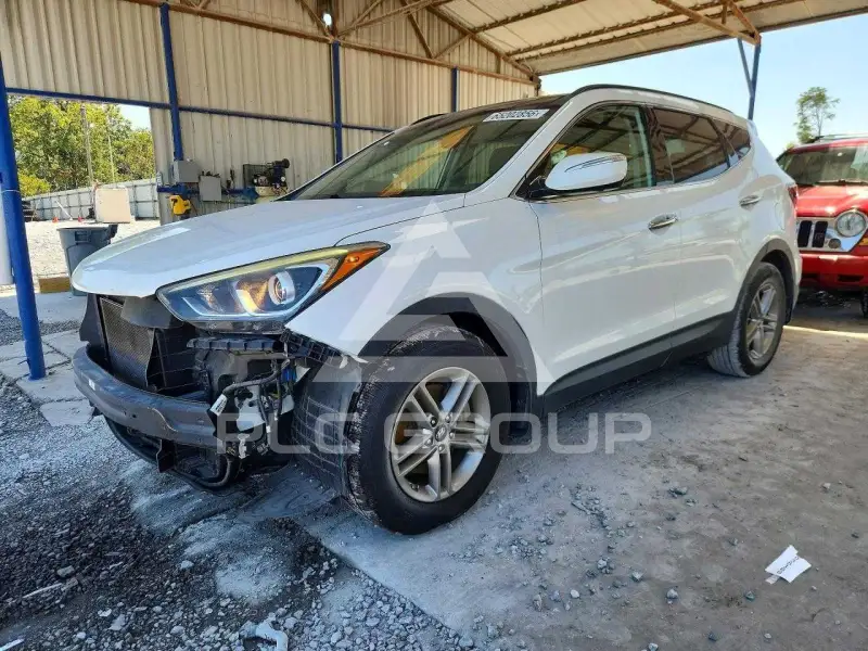 2018 Hyundai Santa Fe photo