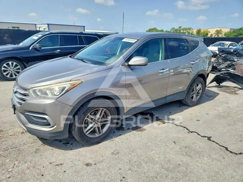 2018 Hyundai Santa Fe photo