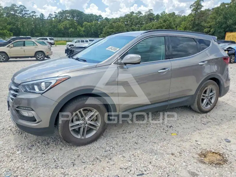 2018 Hyundai Santa Fe photo