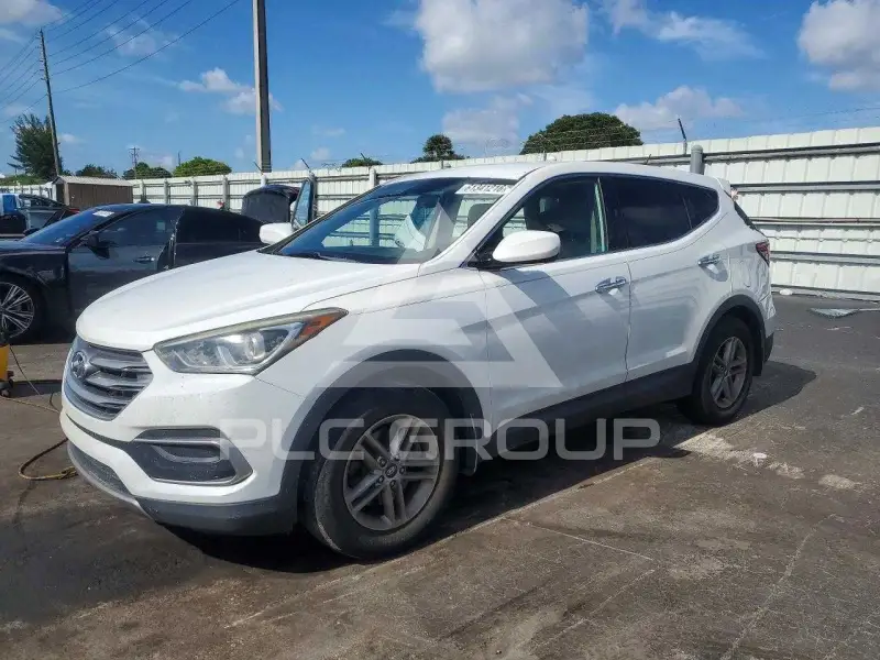 2018 Hyundai Santa Fe photo