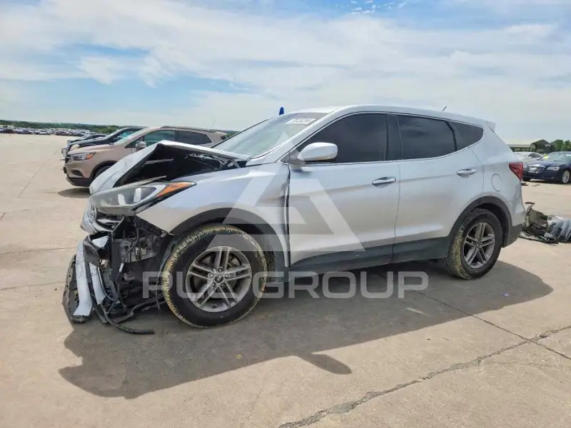 2018 Hyundai Santa Fe photo