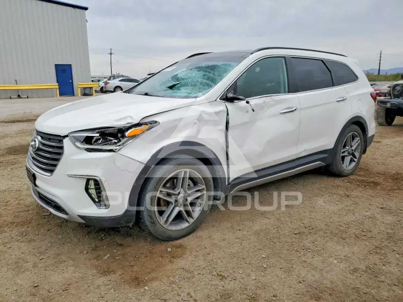2018 Hyundai Santa Fe photo