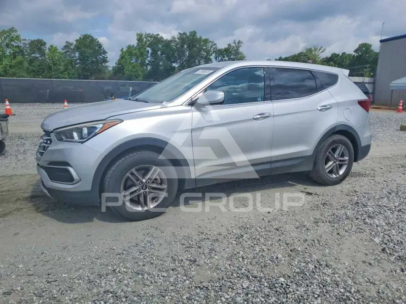 2018 Hyundai Santa Fe photo