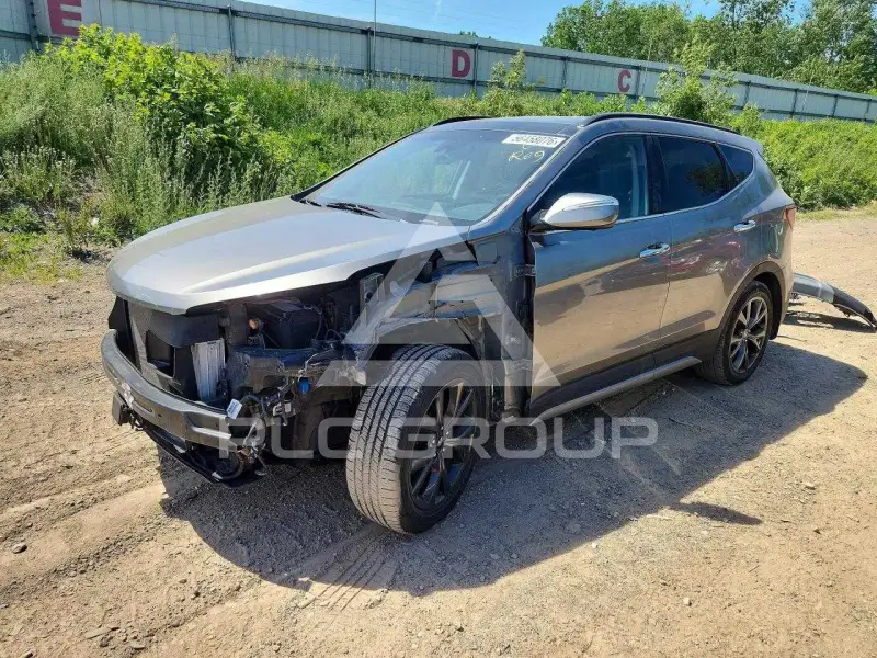 2018 Hyundai Santa Fe photo