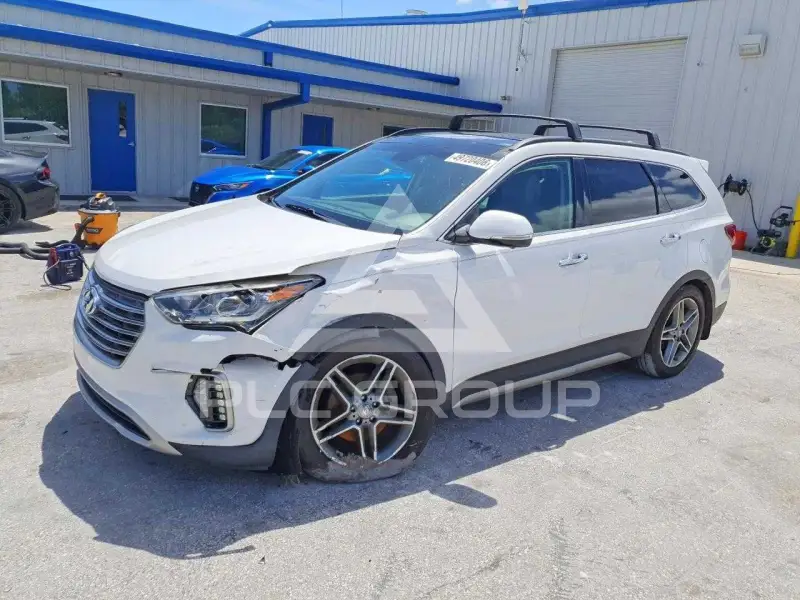 2018 Hyundai Santa Fe photo