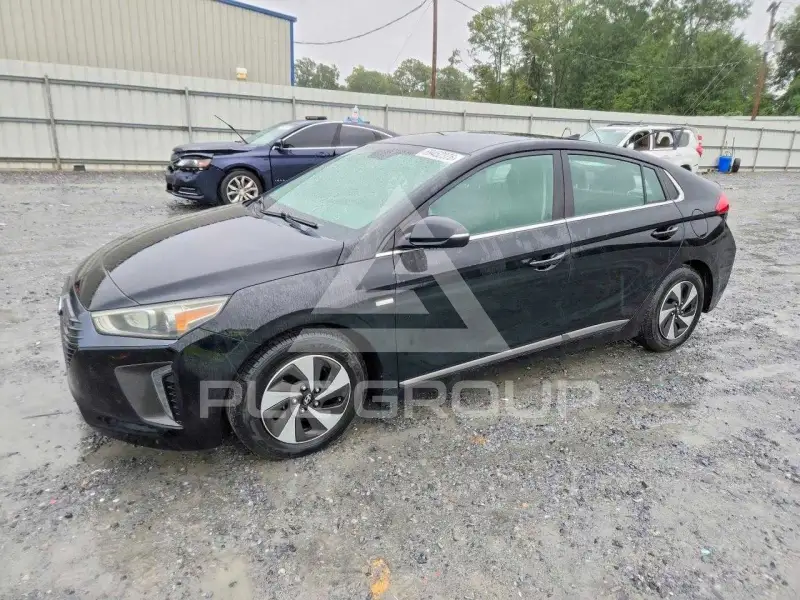 2018 Hyundai Ioniq photo