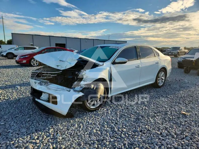 2018 Volkswagen Passat photo