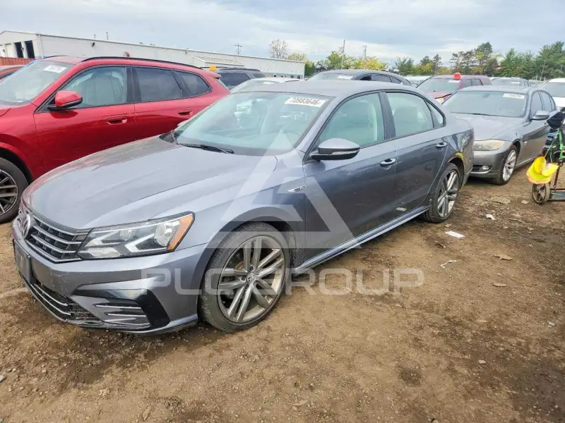 2018 Volkswagen Passat photo
