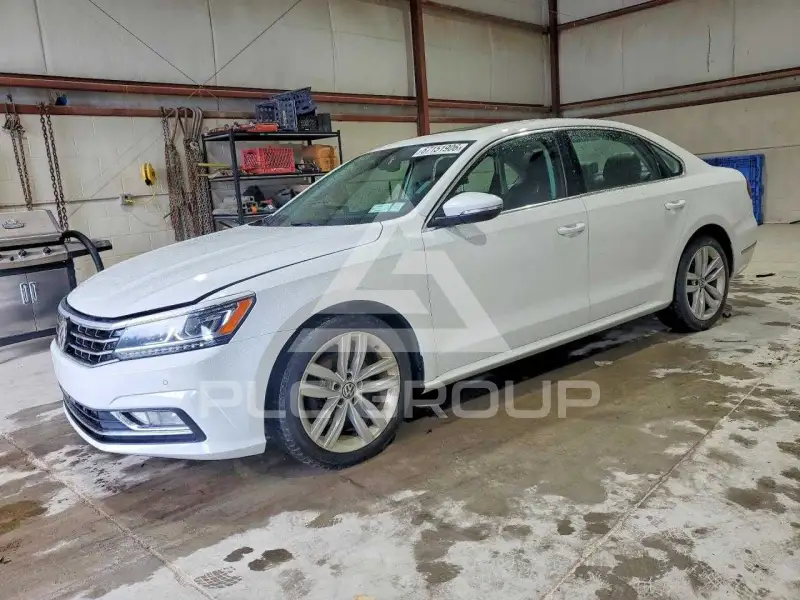 2018 Volkswagen Passat photo