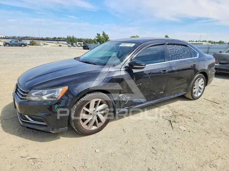 2018 Volkswagen Passat photo