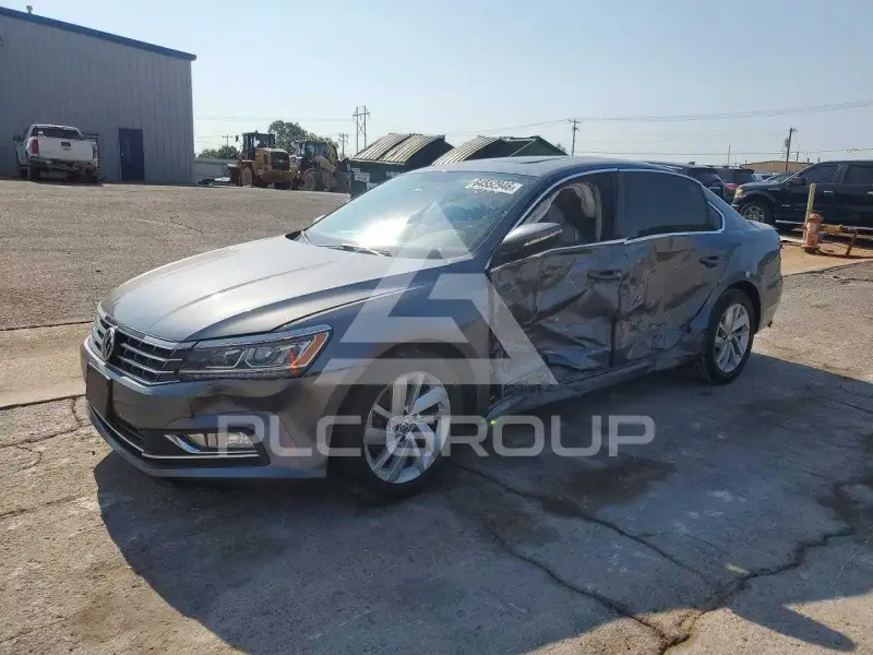 2018 Volkswagen Passat photo