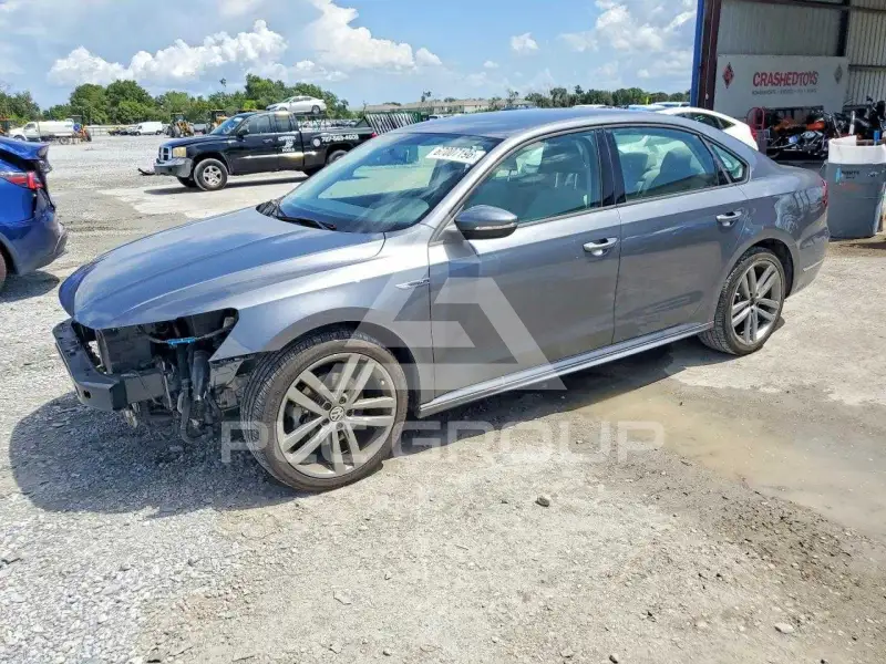 2018 Volkswagen Passat photo