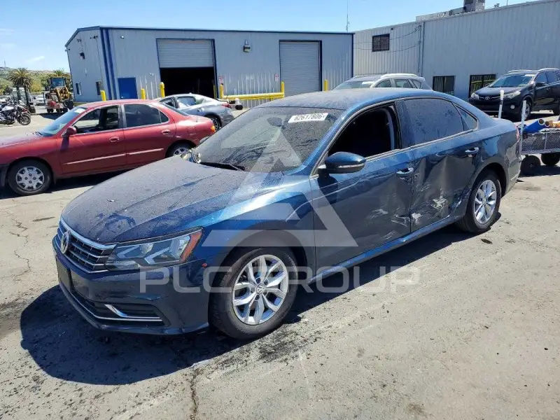 2018 Volkswagen Passat фото