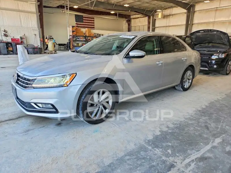 2018 Volkswagen Passat фото