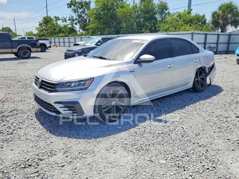 2018 Volkswagen Passat фото