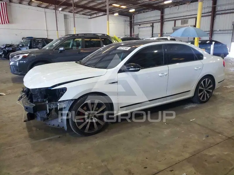 2018 Volkswagen Passat photo