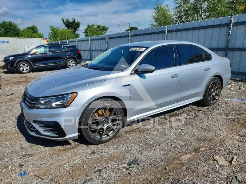 2018 Volkswagen Passat фото