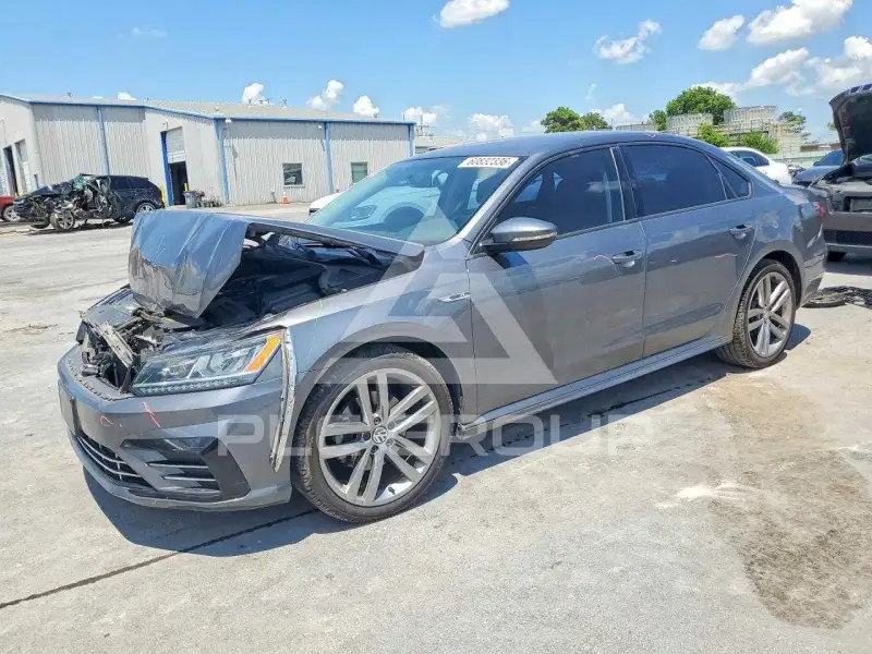 2018 Volkswagen Passat photo