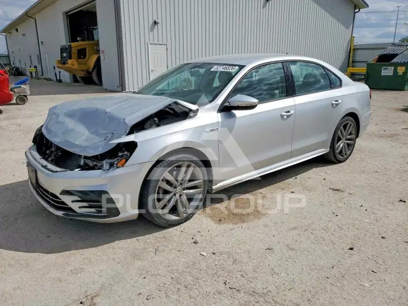 2018 Volkswagen Passat фото