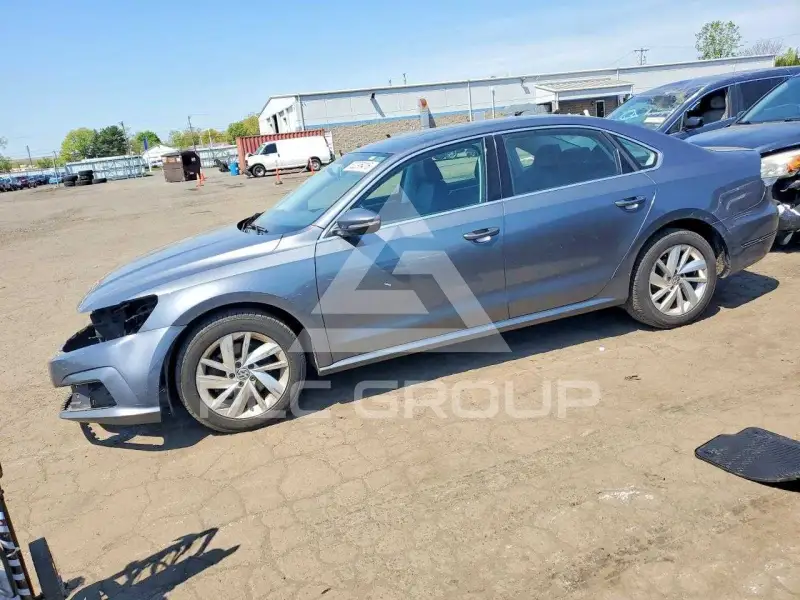 2018 Volkswagen Passat фото