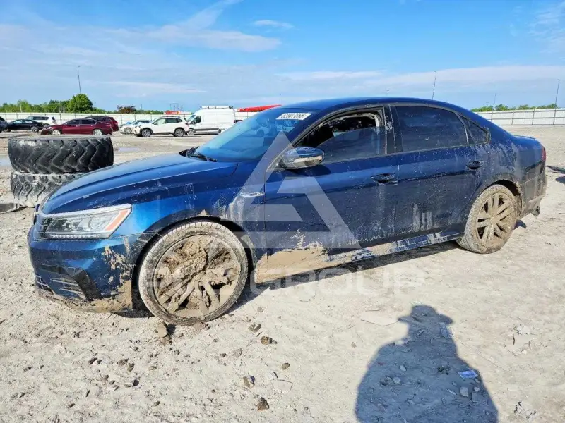 2018 Volkswagen Passat фото