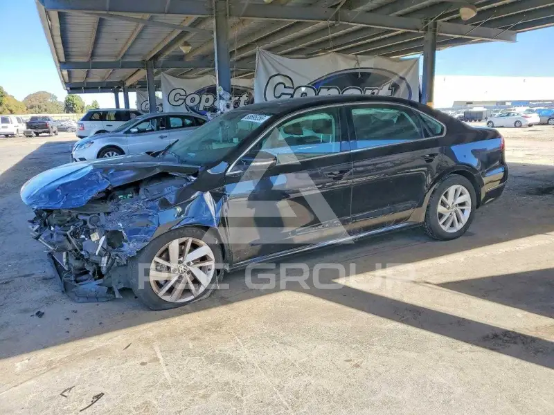 2018 Volkswagen Passat photo