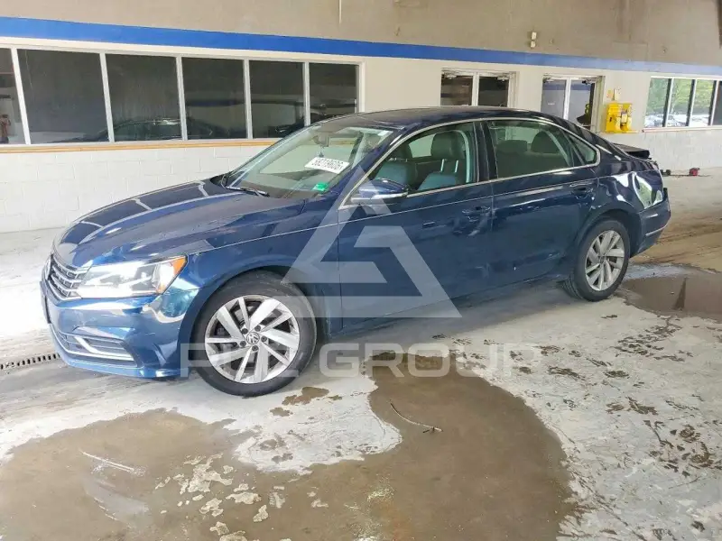 2018 Volkswagen Passat фото
